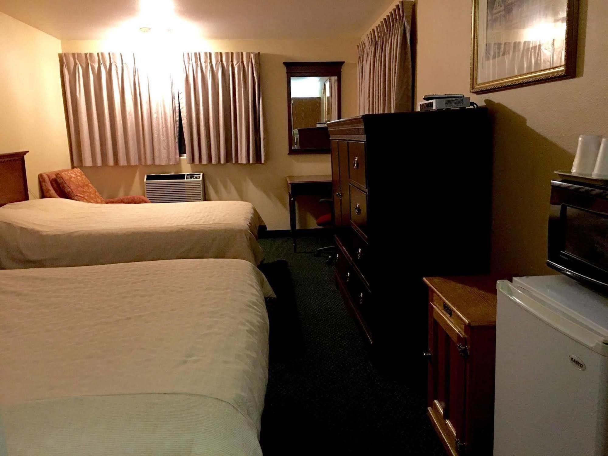 Midway Inn Bremerton Esterno foto